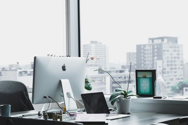 Marketing per le società di consulenza: Dall'email al pensiero leader
